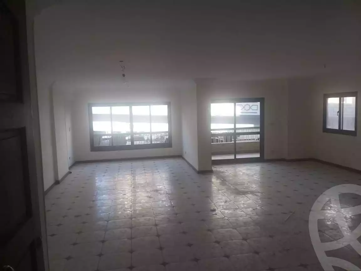 https://aqarmap.com.eg/en/listing/5305715-for-sale-cairo-nasr-city-abdel-razek-el-sanhoury
