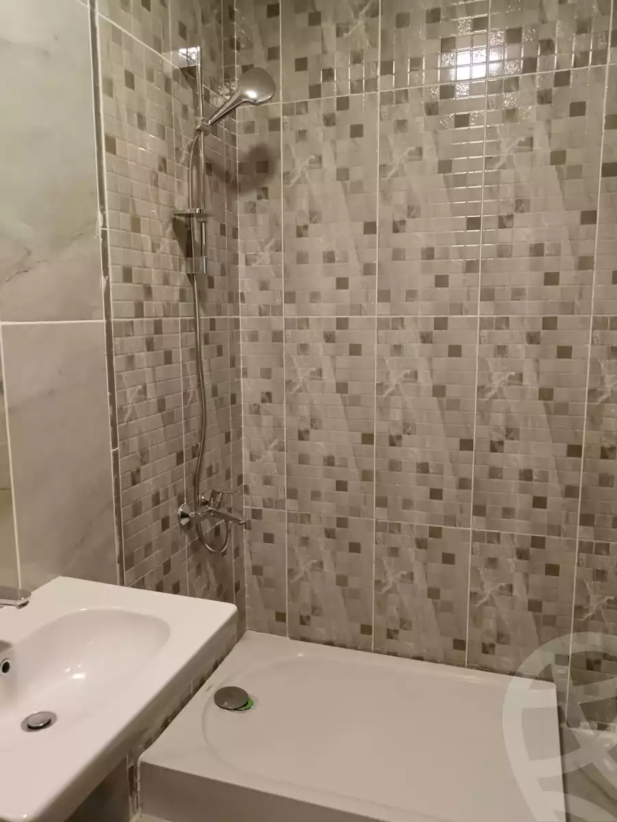 https://aqarmap.com.eg/en/listing/5307802-for-sale-cairo-new-cairo-compounds-el-deyar-mokhabarat