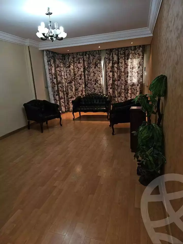 https://aqarmap.com.eg/en/listing/5307753-for-sale-cairo-mokattam-lhdb-l-ly-el-naforah-square