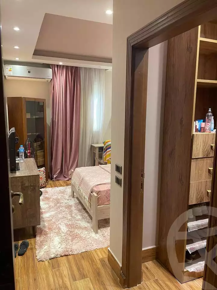 https://aqarmap.com.eg/en/listing/5311624-for-sale-cairo-al-oubour-tryq-msr-sm-yly-lshrwy-el-nakheel-resort-amenhotep-and-october-co-operative-housing