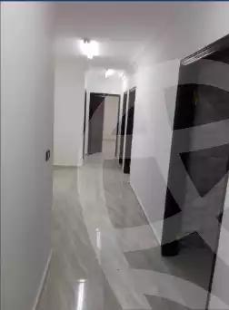 https://aqarmap.com.eg/ar/listing/5315395-for-rent-cairo-mokattam-lhdb-l-ly