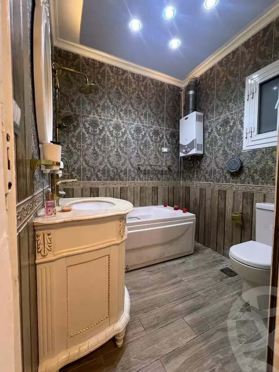 https://aqarmap.com.eg/en/listing/5318074-for-sale-cairo-new-cairo-lrhb-city-phase-5-talaat-mostafa-st