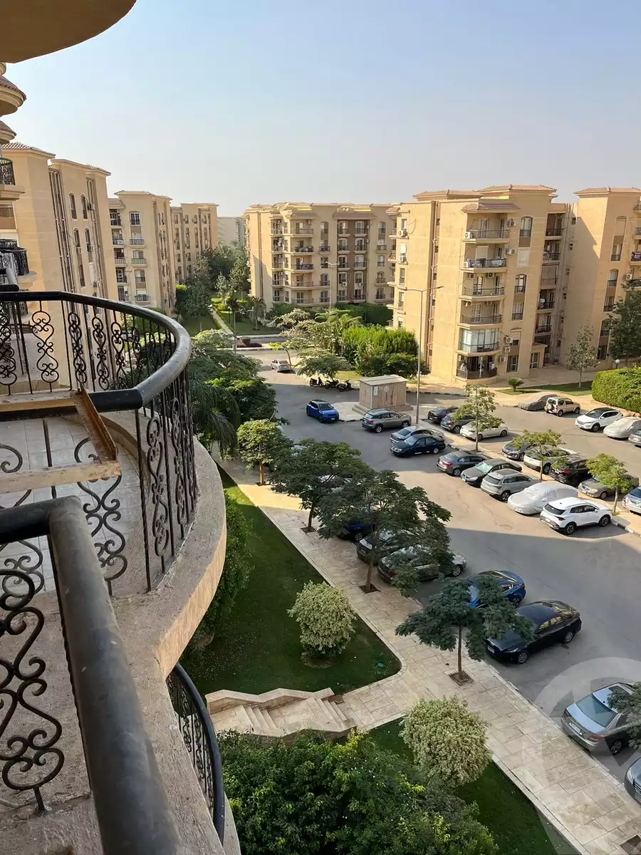 https://aqarmap.com.eg/ar/listing/5318143-for-sale-cairo-new-cairo-lrhb-city-malls-and-markets