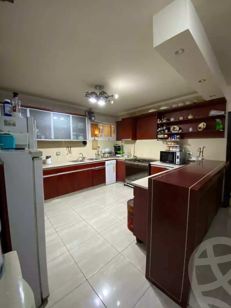 https://aqarmap.com.eg/en/listing/5326408-for-sale-cairo-new-cairo-lrhb-city-phase-4-mostafa-el-nahaas-st