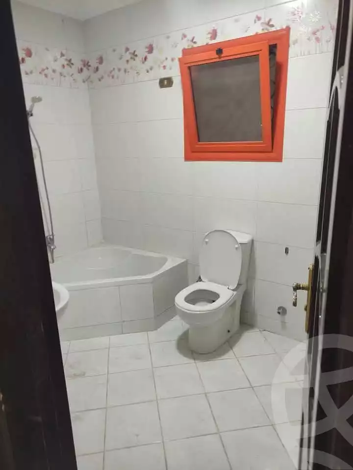 https://aqarmap.com.eg/ar/listing/5329763-for-rent-cairo-mokattam-lhdb-l-ly-shr-krym-bnwn