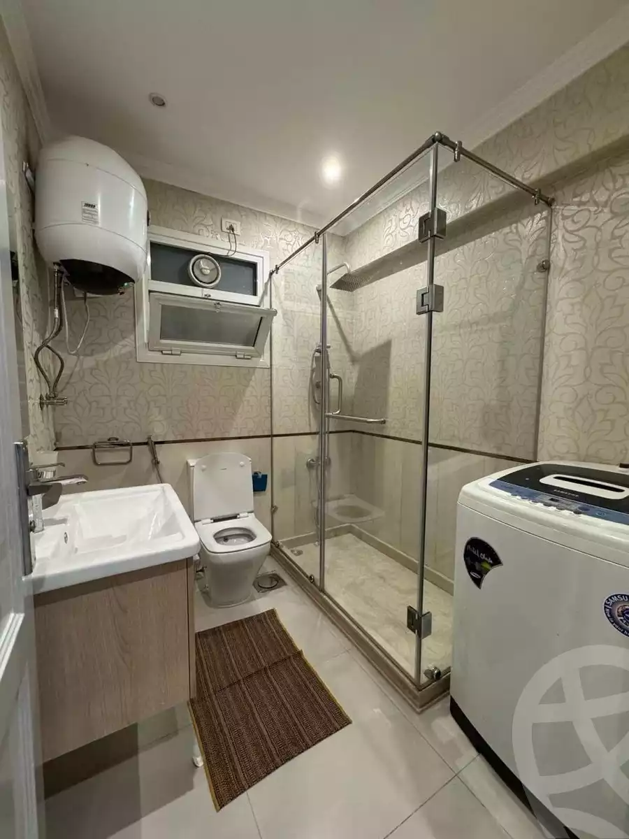 https://aqarmap.com.eg/en/listing/5330036-for-rent-cairo-new-cairo-lrhb-city-phase-8