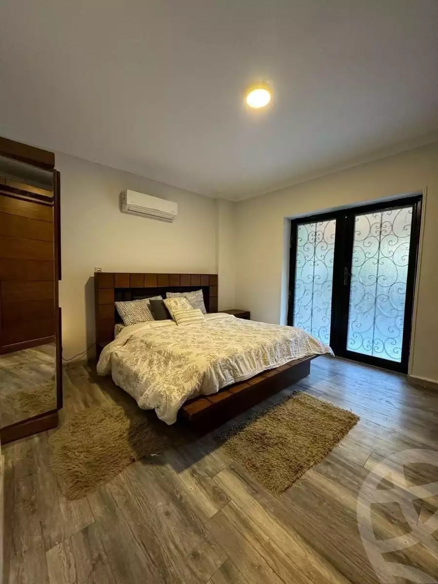 https://aqarmap.com.eg/en/listing/5330036-for-rent-cairo-new-cairo-lrhb-city-phase-8