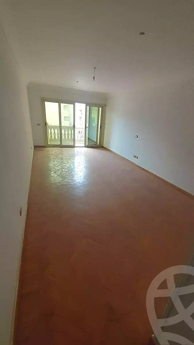https://aqarmap.com.eg/en/listing/5330209-for-sale-alexandria-lauran-shr-bd-lhmyd-ldyb