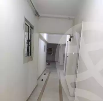 https://aqarmap.com.eg/ar/listing/5332907-for-rent-cairo-mokattam-lhdb-l-ly-shareaa-9