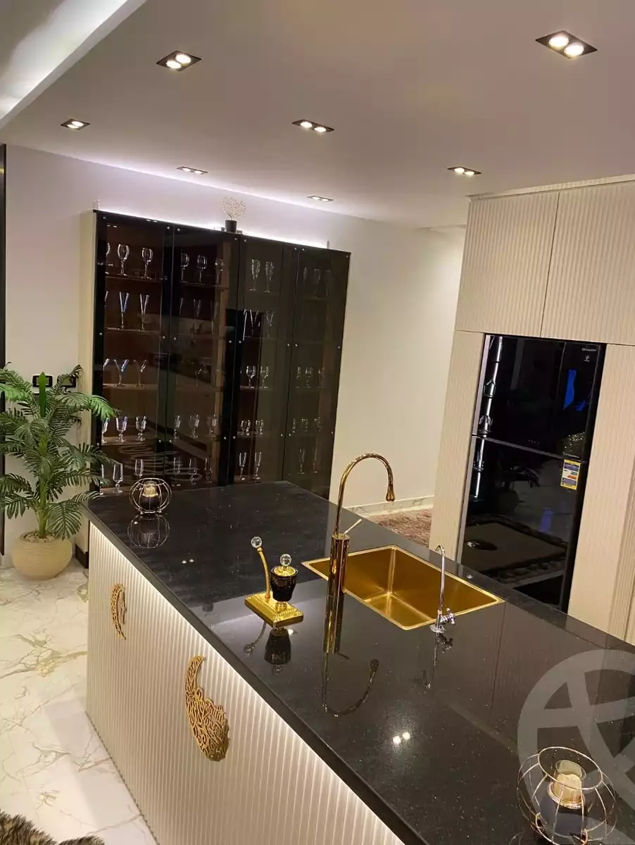 https://aqarmap.com.eg/en/listing/5333127-for-sale-cairo-el-sheikh-zayed-city-compounds-zayed-heights-compound
