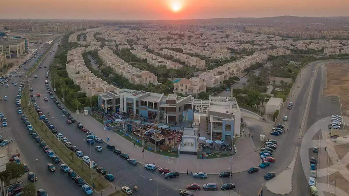 https://aqarmap.com.eg/ar/listing/5333341-for-sale-cairo-el-sheikh-zayed-city-compounds-trywm-blz-mwl-dr-llttwyr