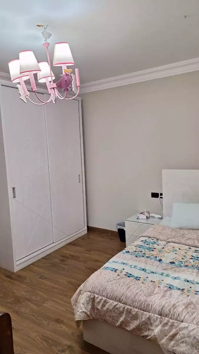 https://aqarmap.com.eg/en/listing/5333689-for-sale-cairo-new-cairo-lrhb-city-malls-and-markets