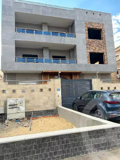 https://aqarmap.com.eg/ar/listing/5333902-for-sale-cairo-el-sheikh-zayed-city-el-hay-elthamen