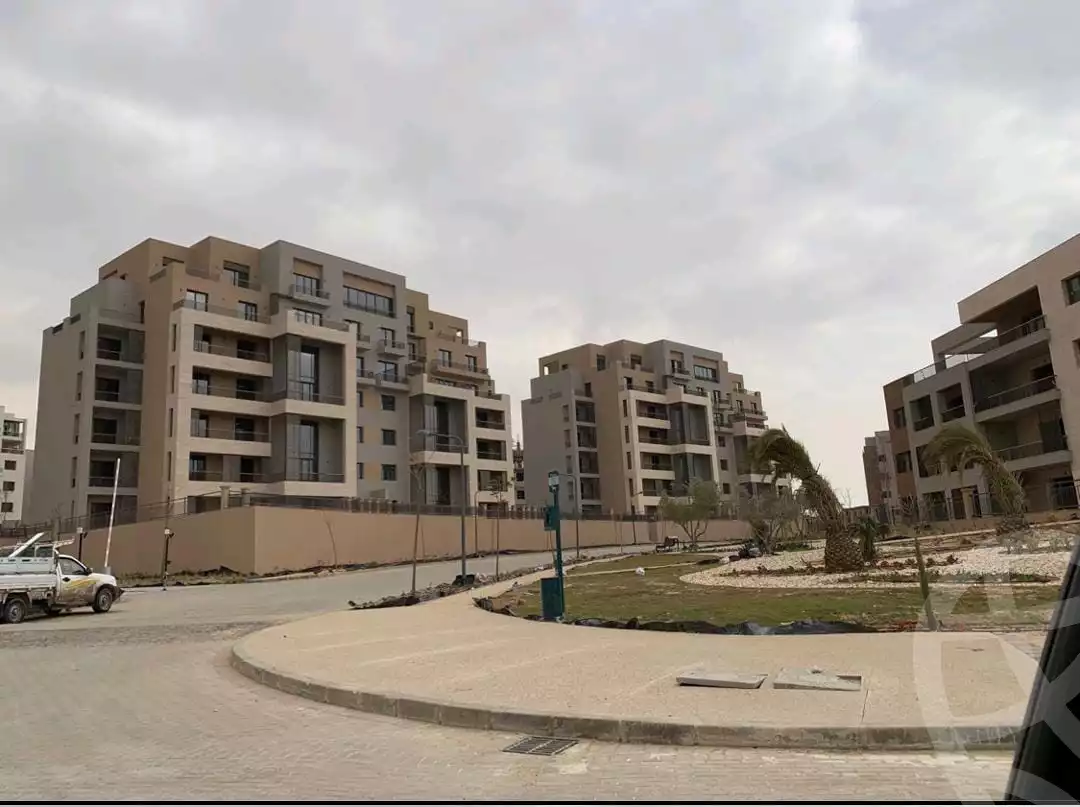 https://aqarmap.com.eg/en/listing/5336617-for-sale-cairo-new-cairo-compounds-district-5-the-plateau-district-5