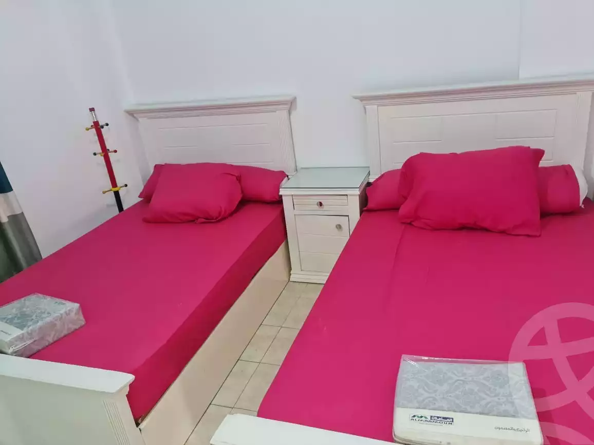 https://aqarmap.com.eg/en/listing/5340054-for-rent-cairo-new-cairo-lrhb-city-phase-5