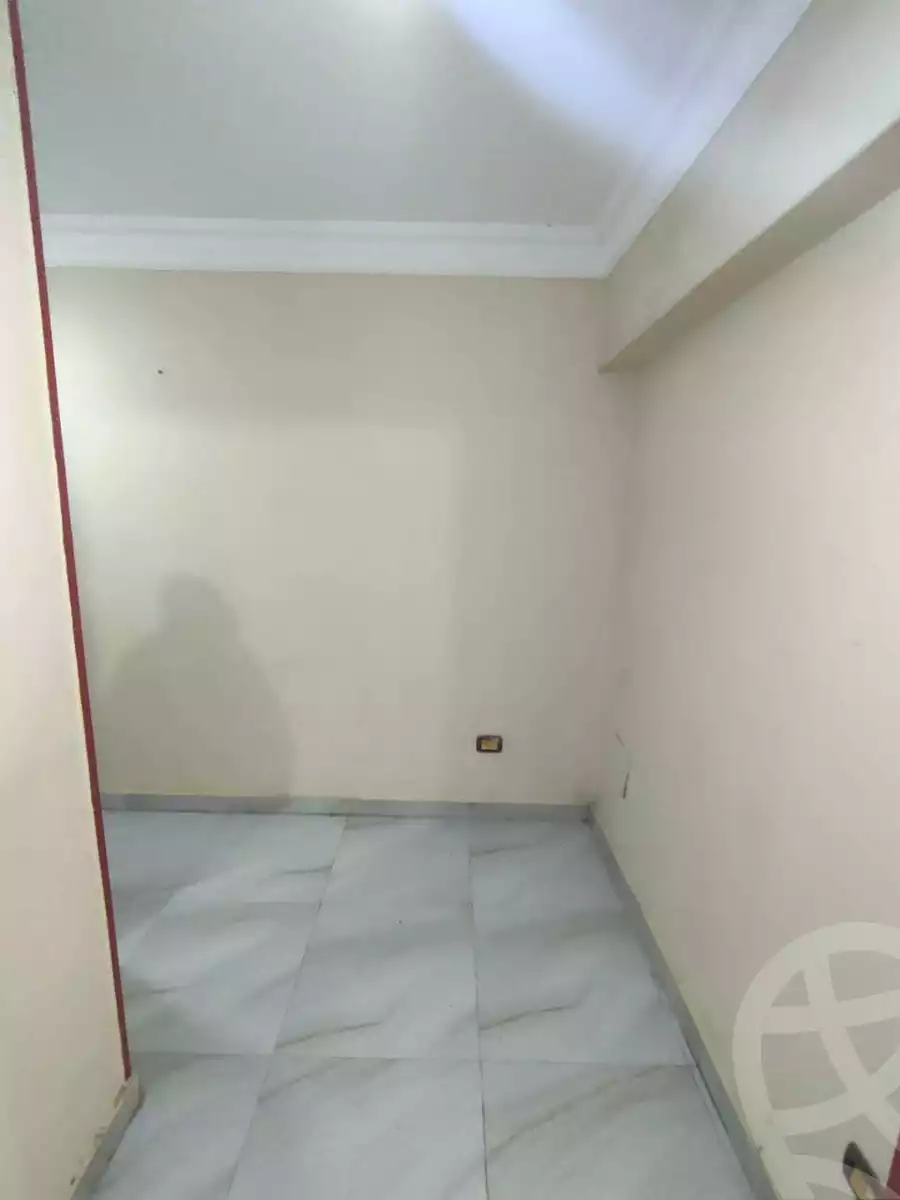 https://aqarmap.com.eg/ar/listing/5341496-for-rent-cairo-mokattam-lhdb-l-ly-shareaa-9