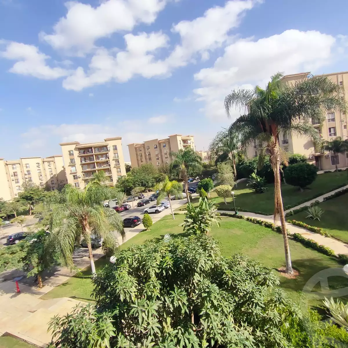 https://aqarmap.com.eg/en/listing/5344715-for-rent-cairo-new-cairo-lrhb-city-phase-8