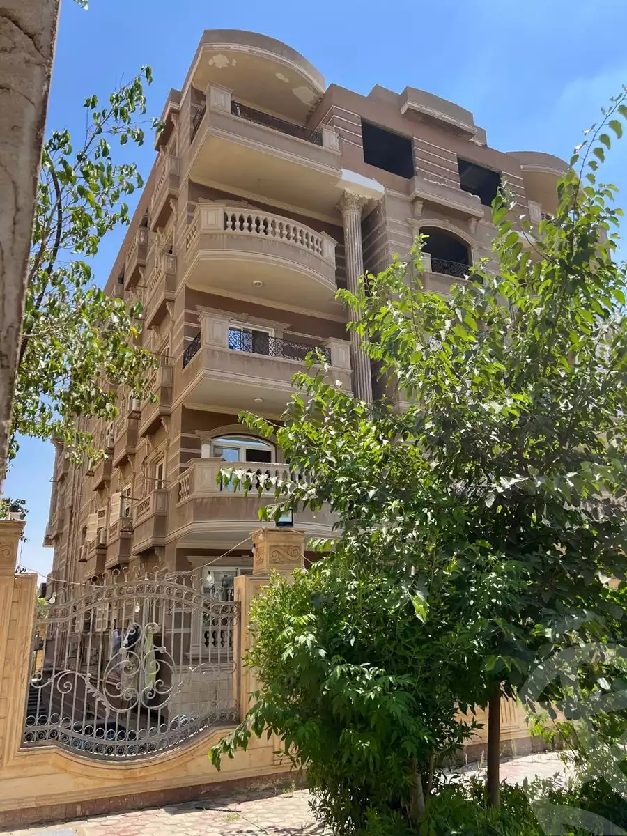 https://aqarmap.com.eg/ar/listing/5969470-for-sale-cairo-new-cairo-gharb-arabila-doctor-hani-maher-st