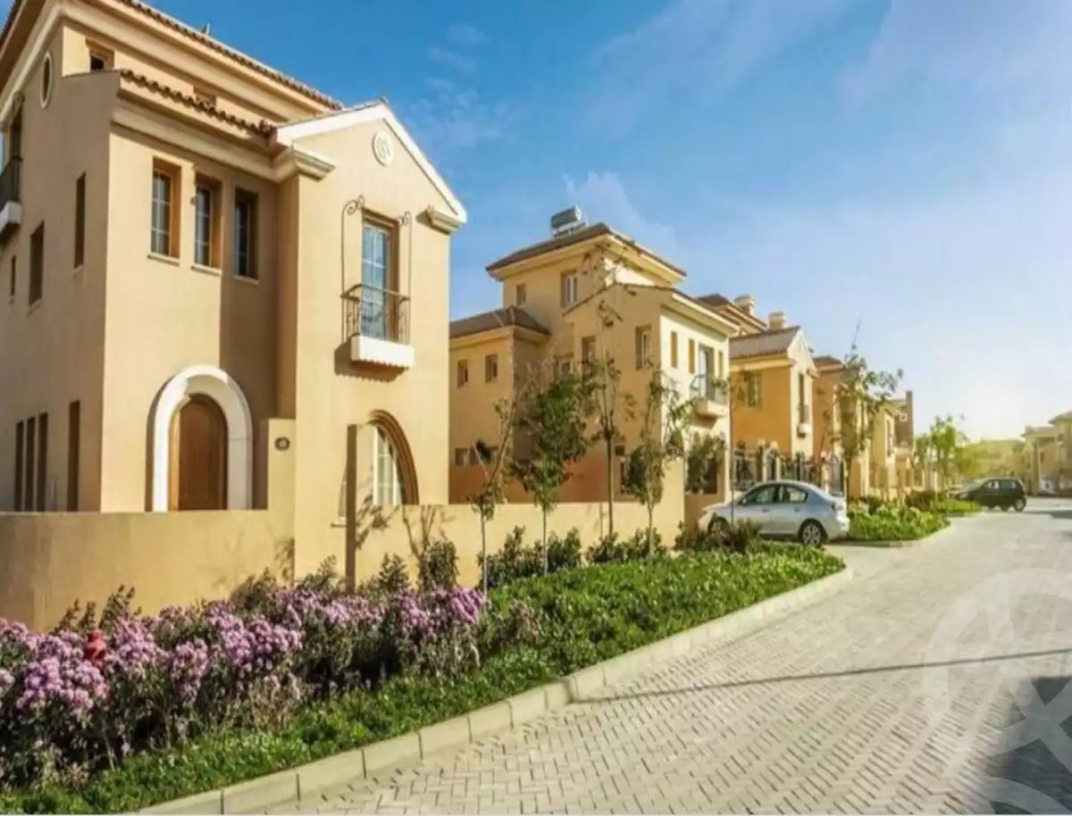 https://aqarmap.com.eg/en/listing/5346283-for-sale-cairo-new-cairo-compounds-hyde-park