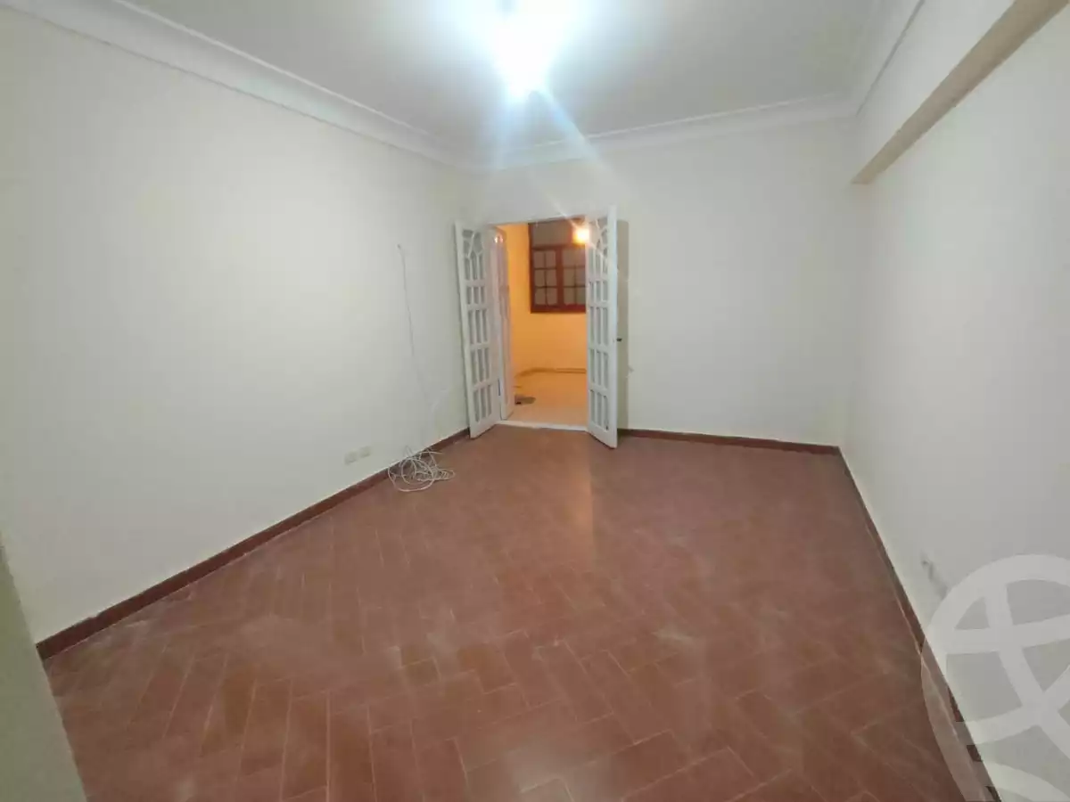 https://aqarmap.com.eg/en/listing/5351842-for-rent-alexandria-smouha