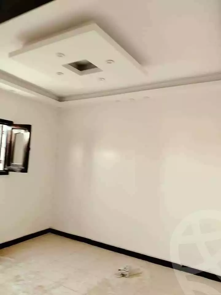 https://aqarmap.com.eg/en/listing/5353380-for-sale-marsa-matruh-marsa-matrouh-city-imam-malek-st