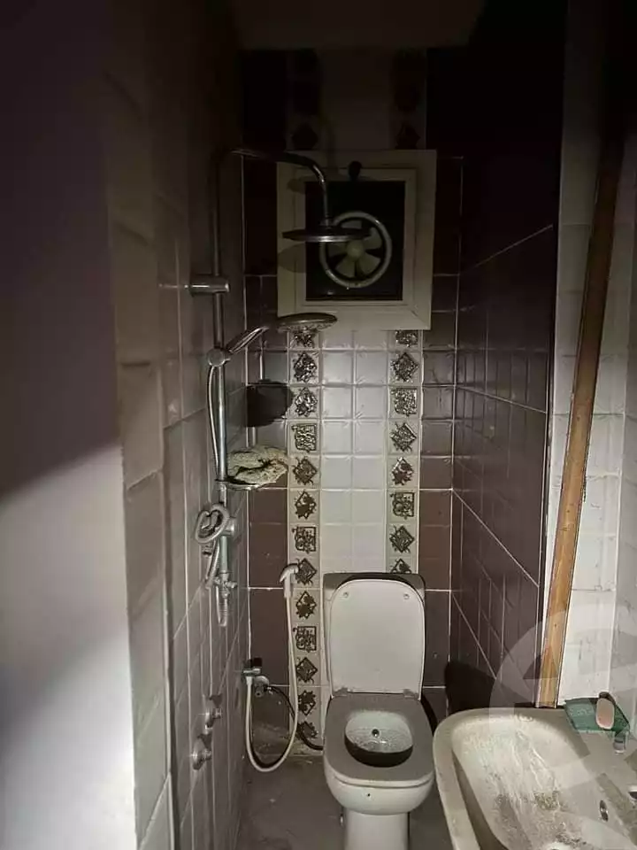https://aqarmap.com.eg/en/listing/5353684-for-rent-cairo-el-zaytun-lzytwn-lgrby