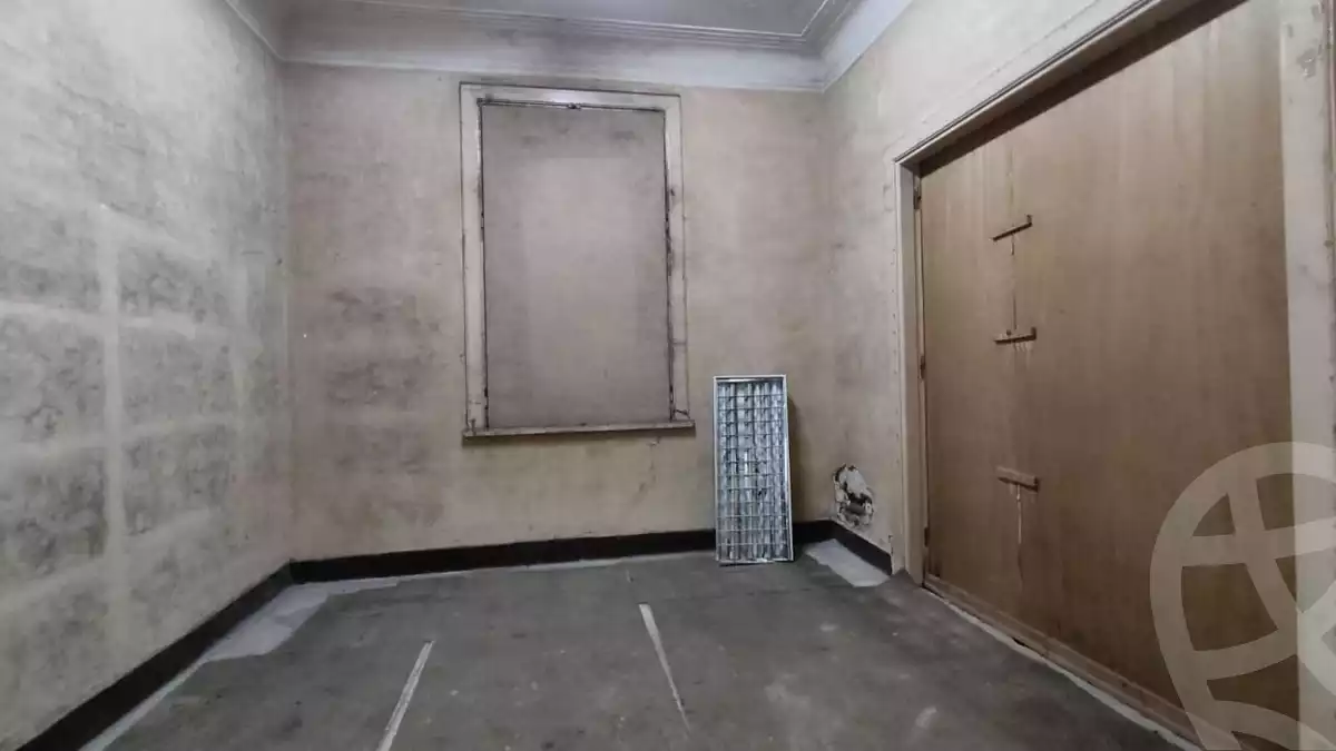 https://aqarmap.com.eg/en/listing/5356895-for-rent-cairo-downtown-abdeen-roushdy-basha-st