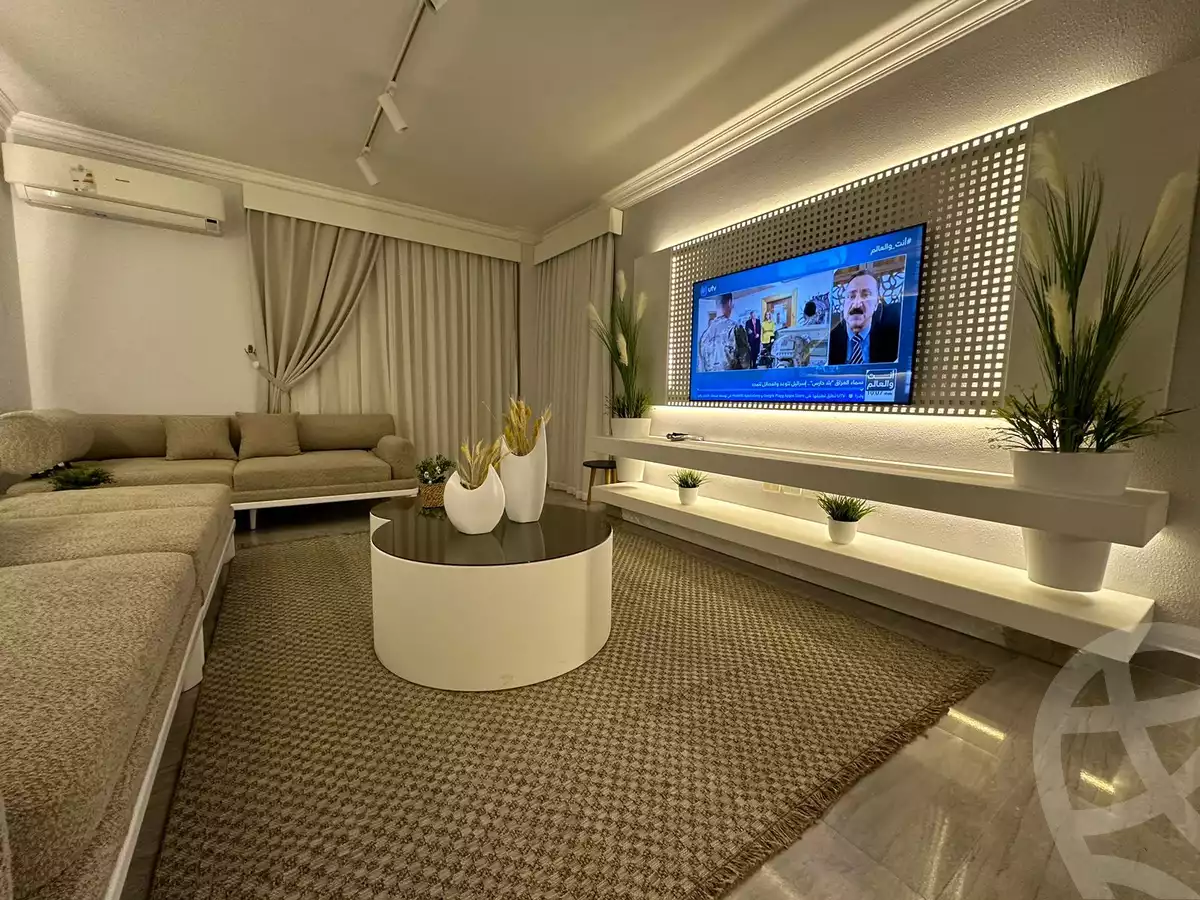 https://aqarmap.com.eg/en/listing/5357843-for-rent-cairo-el-sheikh-zayed-city-compounds-jn-zyd