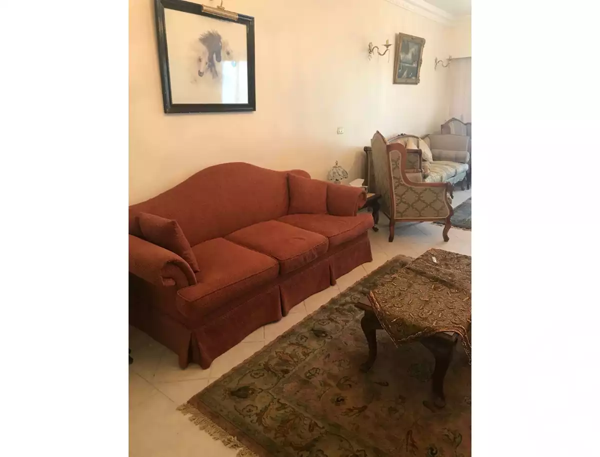 https://aqarmap.com.eg/en/listing/5363073-for-sale-cairo-el-sheikh-zayed-city-compounds-hadayek-el-mohandiseen