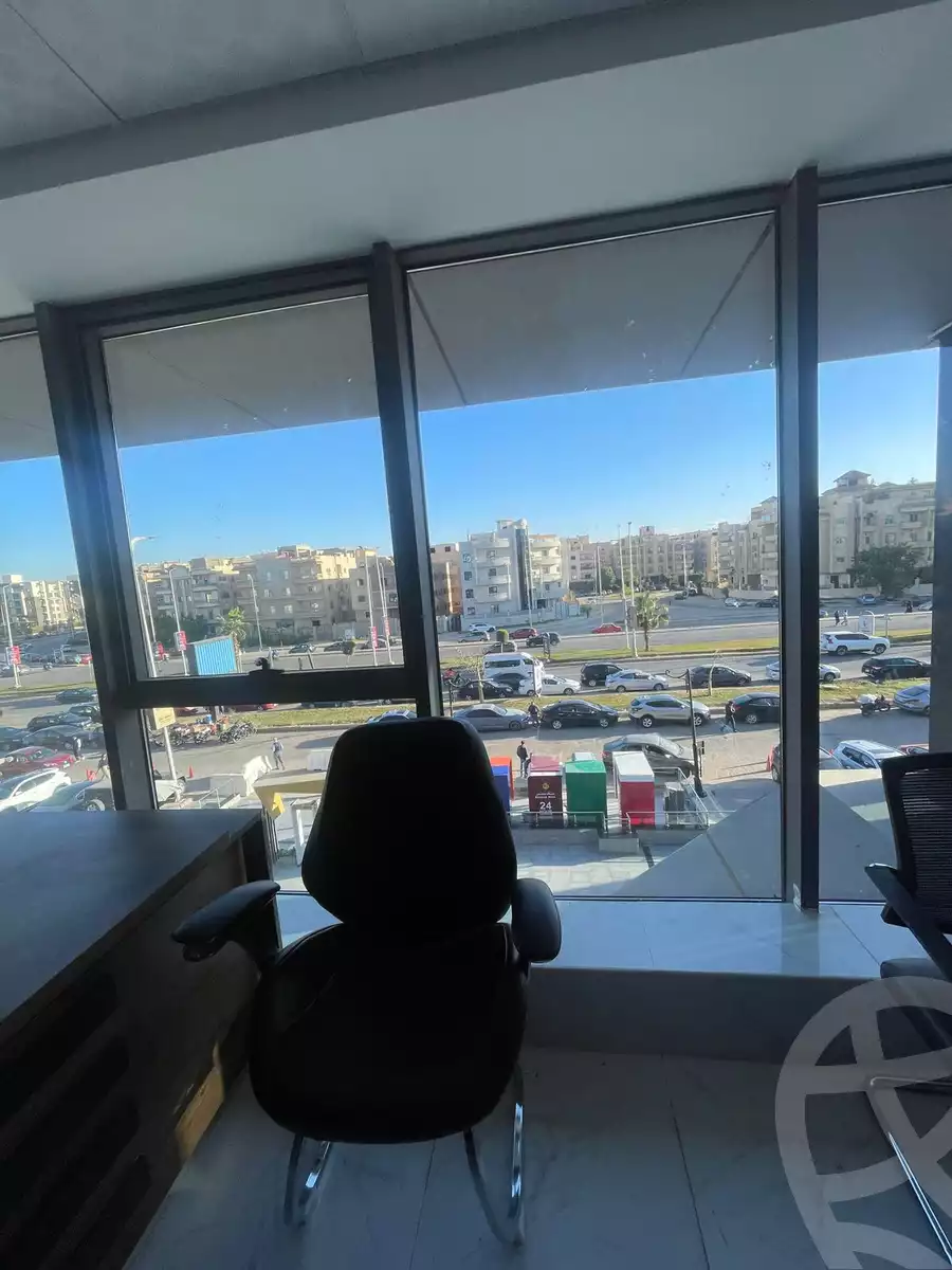 https://aqarmap.com.eg/en/listing/5363421-for-sale-cairo-el-sheikh-zayed-city-compounds-dh-jyt-blz-mykwn-llttwyr