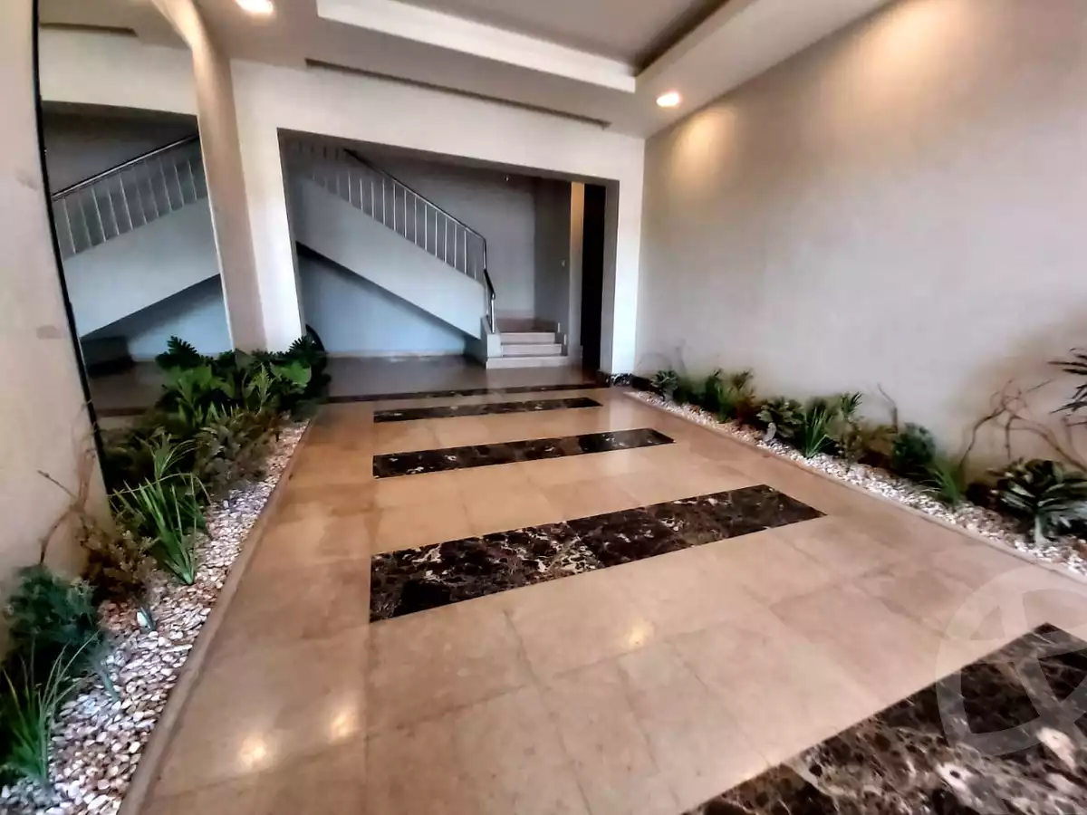 https://aqarmap.com.eg/en/listing/5363714-for-rent-cairo-el-sheikh-zayed-city-compounds-dh-drys