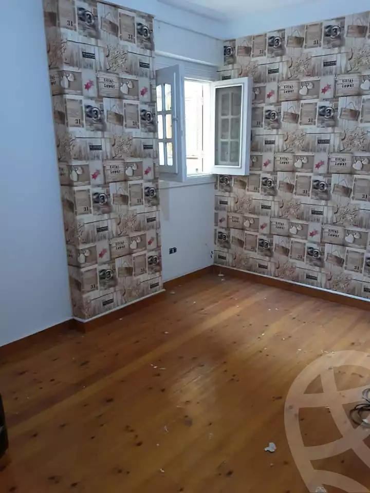 https://aqarmap.com.eg/en/listing/5364370-for-sale-alexandria-ganaklis-shr-mrtdy-bsh