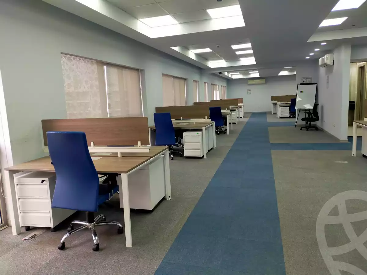https://aqarmap.com.eg/en/listing/5368647-for-rent-cairo-el-sheikh-zayed-city-compounds-the-courtyard-mall-dorra