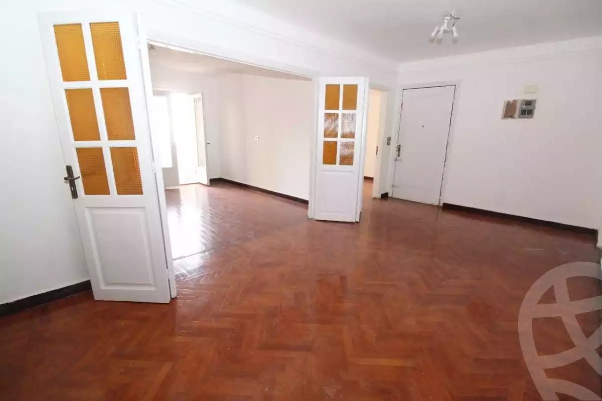 https://aqarmap.com.eg/ar/listing/5370928-for-sale-alexandria-kafr-abdo-shr-lsyd-skyn-bnt-lhsyn