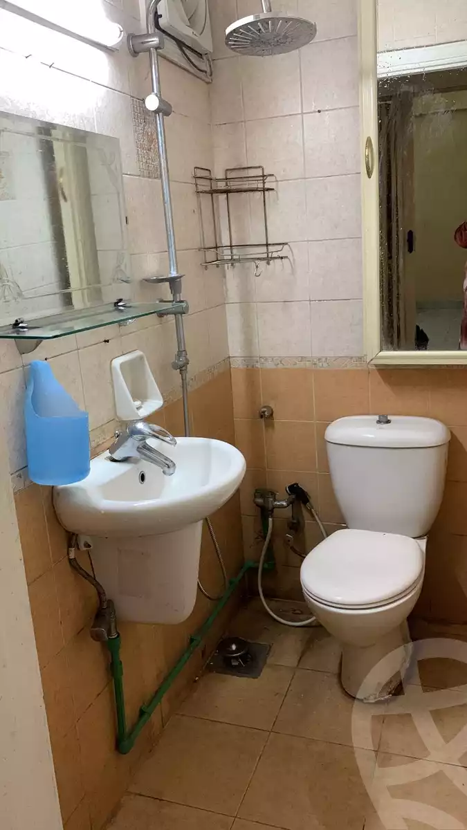 https://aqarmap.com.eg/ar/listing/5371968-for-rent-cairo-faisal-el-tawabeq-omar-ibn-el-khattab-st