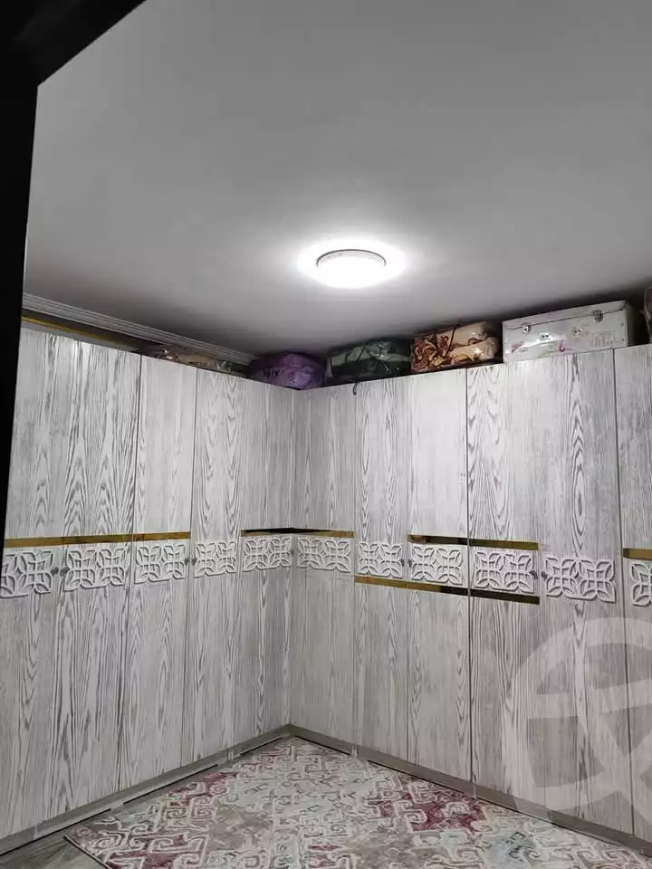 https://aqarmap.com.eg/ar/listing/5373646-for-sale-cairo-helwan-kwrnysh-hlwn
