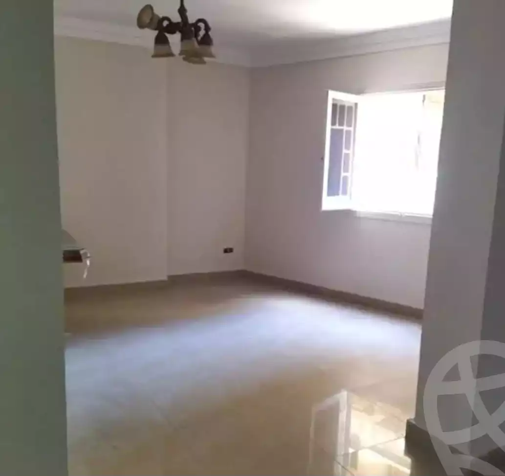 https://aqarmap.com.eg/en/listing/5372238-for-sale-alexandria-moharram-bey-grin-st
