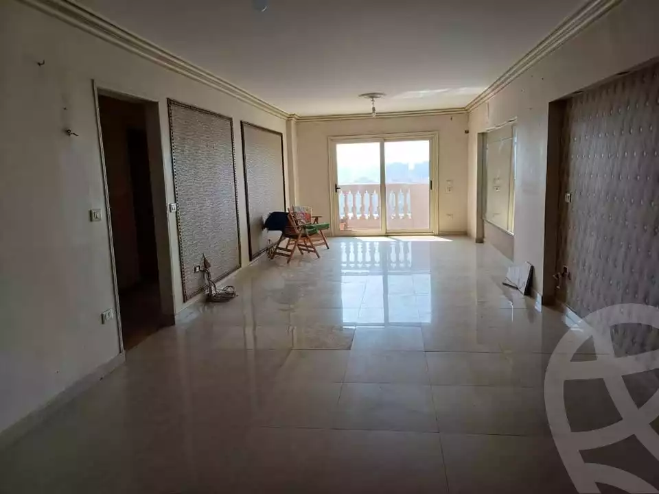 https://aqarmap.com.eg/en/listing/5374843-for-sale-alexandria-kafr-abdo-shr-lsyd-skyn-bnt-lhsyn