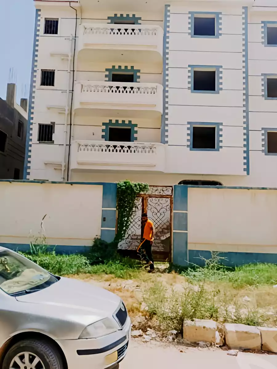 https://aqarmap.com.eg/ar/listing/5375639-for-sale-alexandria-brj-l-rb-ljdyd-lhy-lthlth