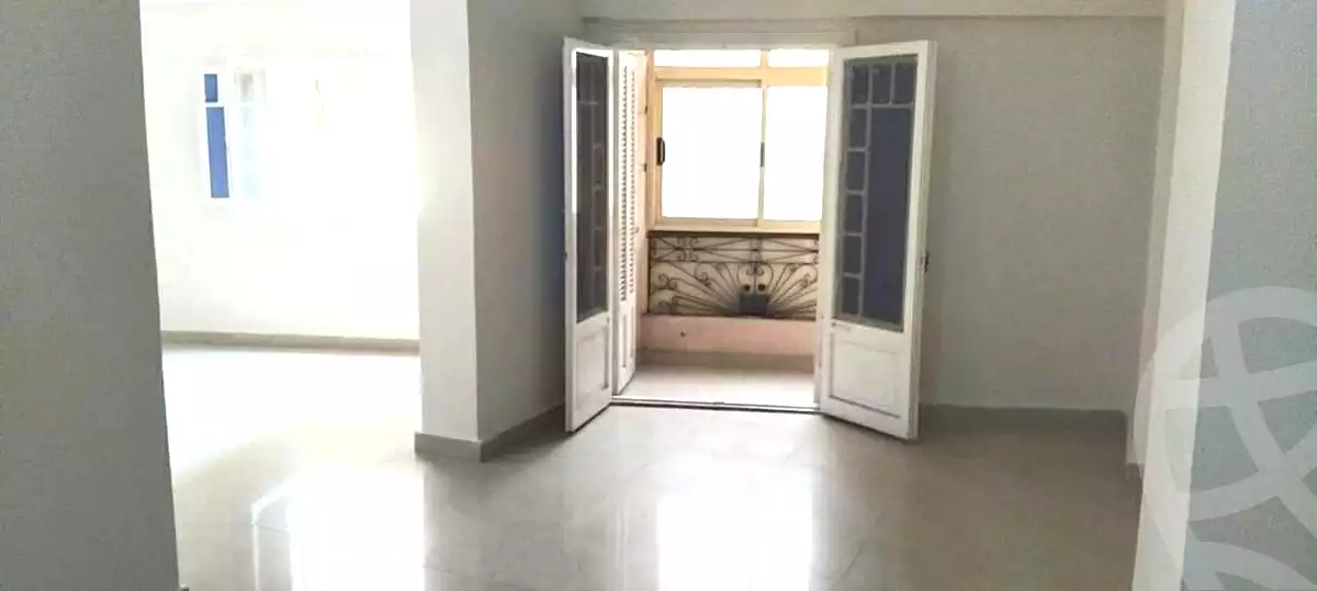 https://aqarmap.com.eg/en/listing/5377431-for-sale-alexandria-moharram-bey-grin-st