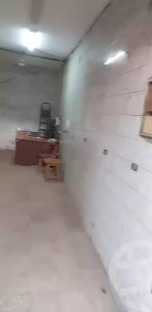 https://aqarmap.com.eg/ar/listing/5377707-for-rent-cairo-downtown-el-darb-elahmer-souk-al-silah-st