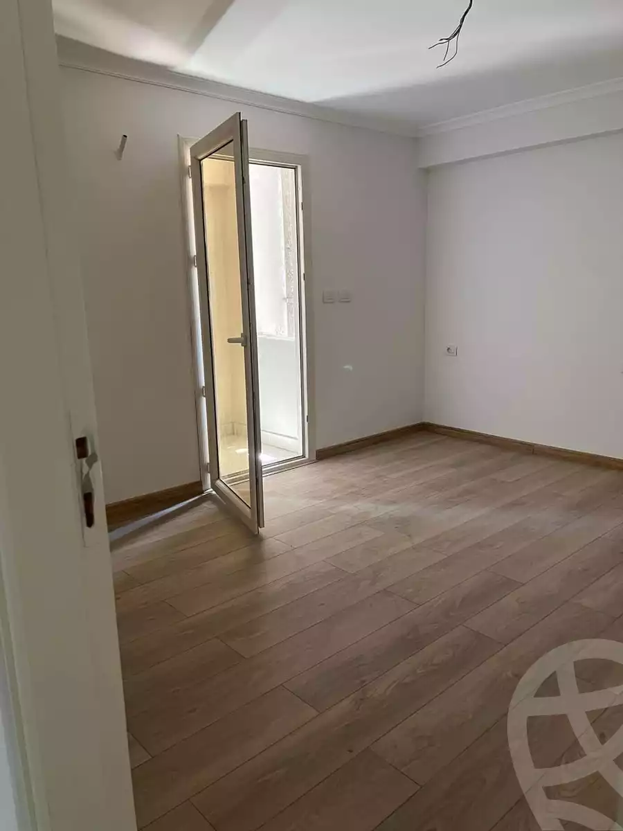 https://aqarmap.com.eg/en/listing/5379016-for-sale-alexandria-smouha-compounds-in-smouha-kmbwnd-jrnd-fyl