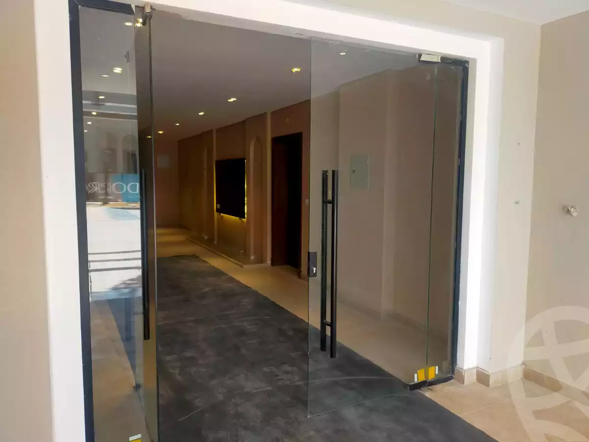 https://aqarmap.com.eg/ar/listing/5379203-for-sale-cairo-el-sheikh-zayed-city-compounds-kmbwnd-fyldj-wyst-dr-llttwyr