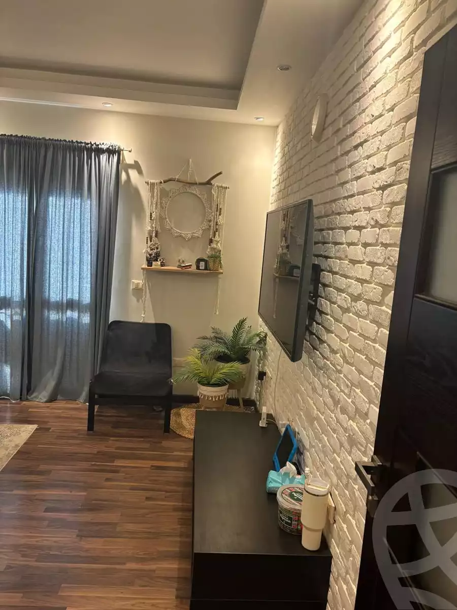 https://aqarmap.com.eg/en/listing/5380024-for-sale-cairo-el-sheikh-zayed-city-small-investor