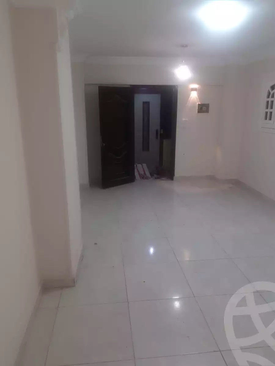 https://aqarmap.com.eg/ar/listing/5380471-for-rent-cairo-ain-shams-ain-shams-el-sharkia-el-eshrein-stt