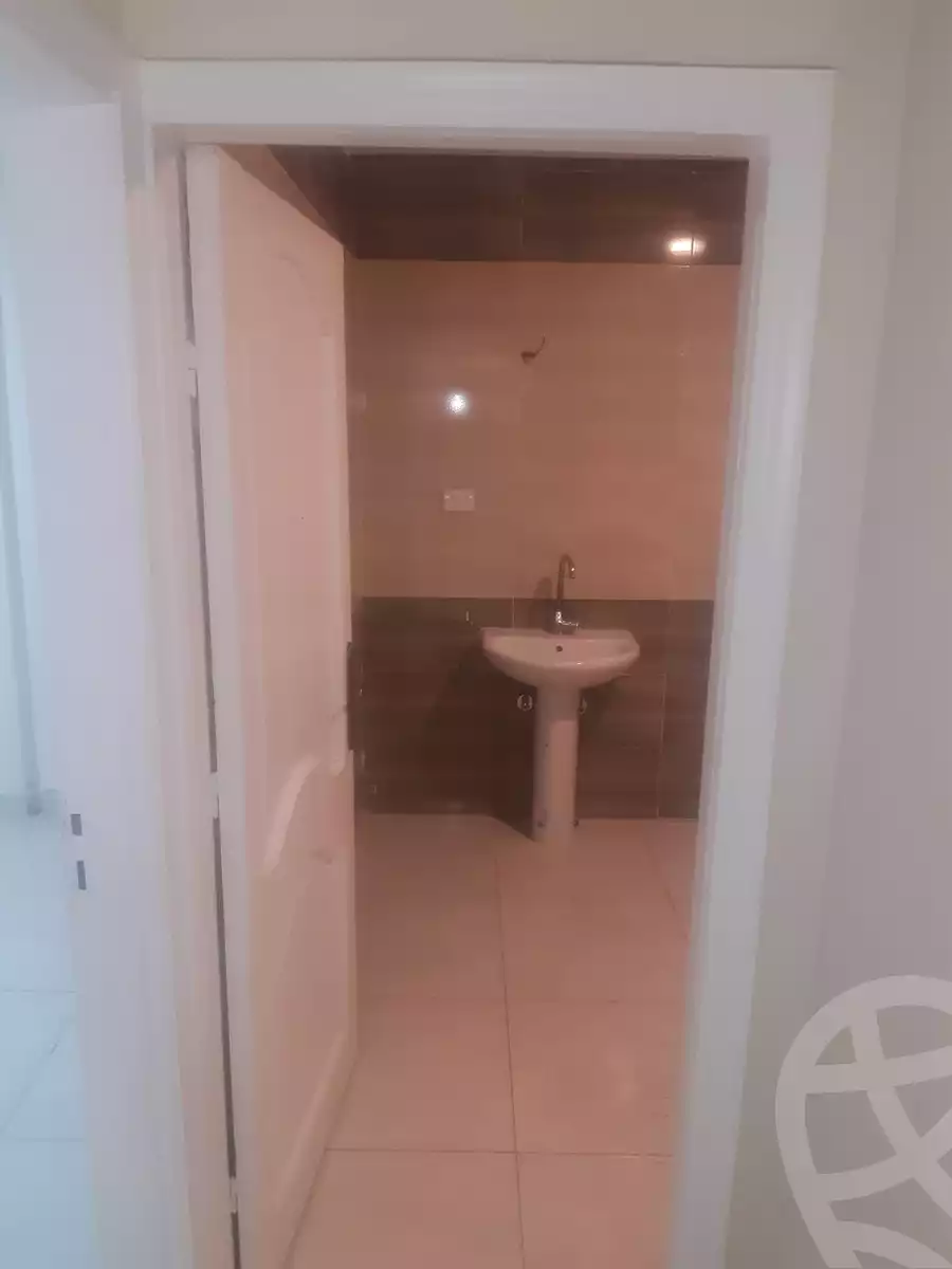 https://aqarmap.com.eg/ar/listing/5380471-for-rent-cairo-ain-shams-ain-shams-el-sharkia-el-eshrein-stt