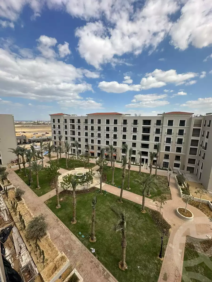 https://aqarmap.com.eg/ar/listing/5382047-for-sale-cairo-el-sheikh-zayed-city-compounds-kmbwnd-fyldj-wyst-dr-llttwyr