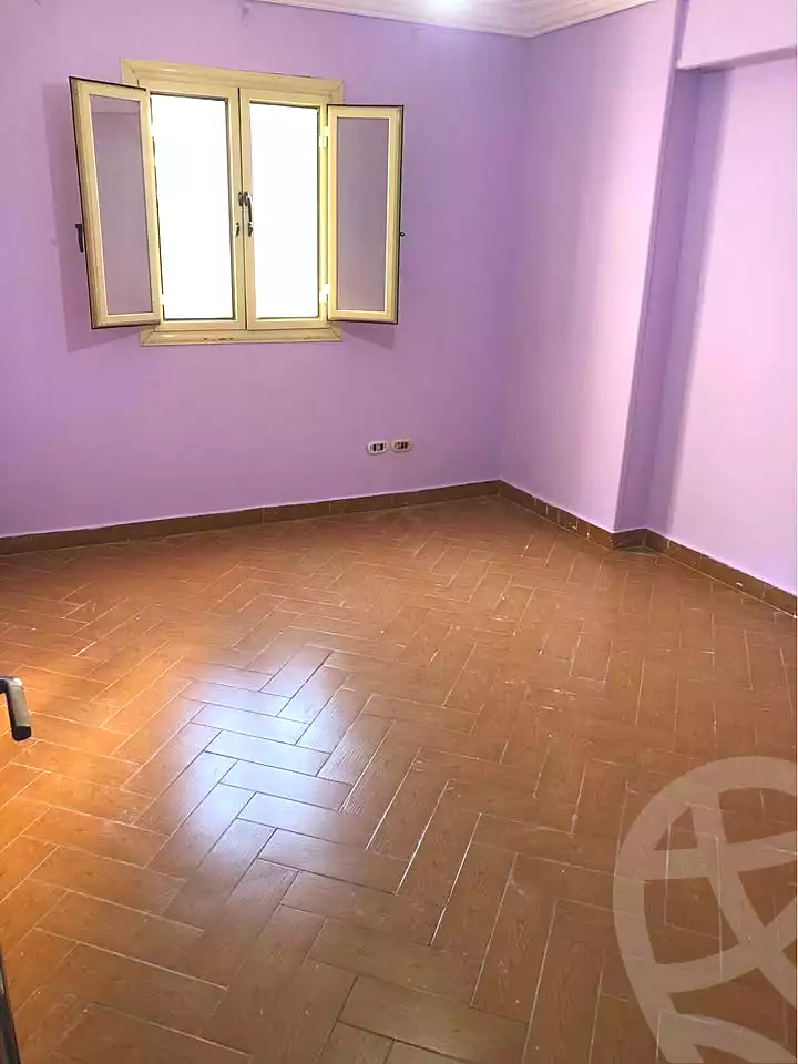 https://aqarmap.com.eg/ar/listing/5383651-for-rent-alexandria-ganaklis