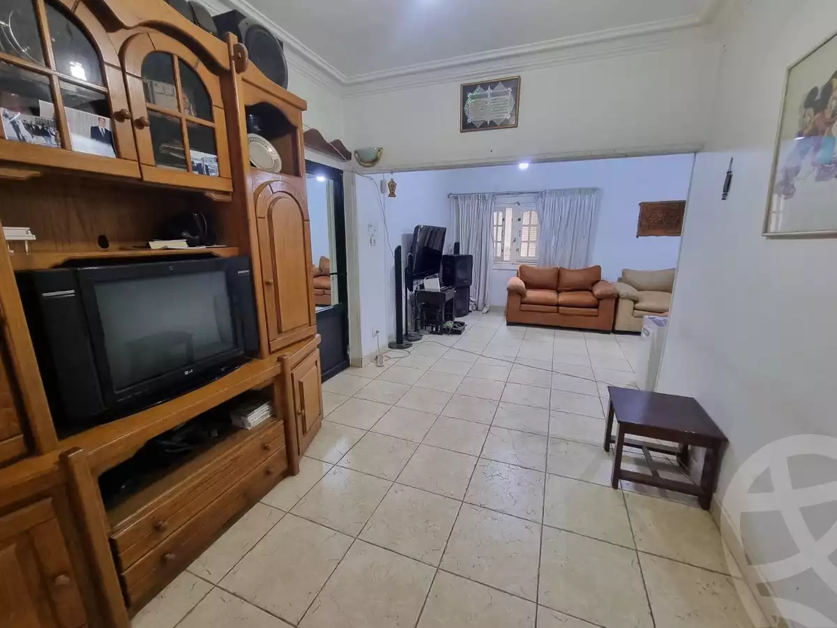 https://aqarmap.com.eg/en/listing/5384951-for-sale-cairo-el-agouza-al-mathaf-al-zerai-st