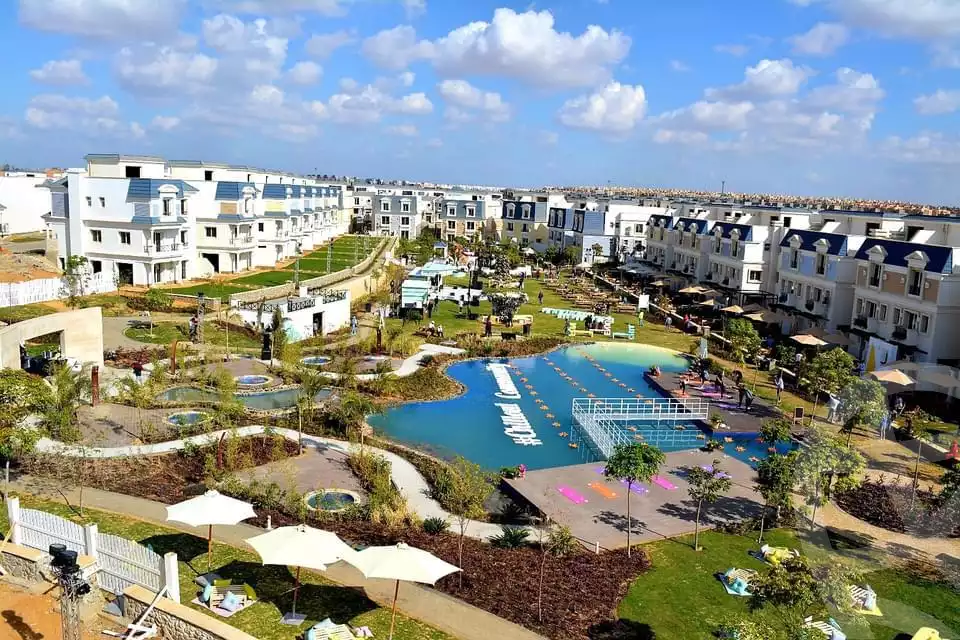 https://aqarmap.com.eg/en/listing/5385399-for-sale-cairo-6th-of-october-compounds-mountain-view-chillout-park-mountain-view-lakeside
